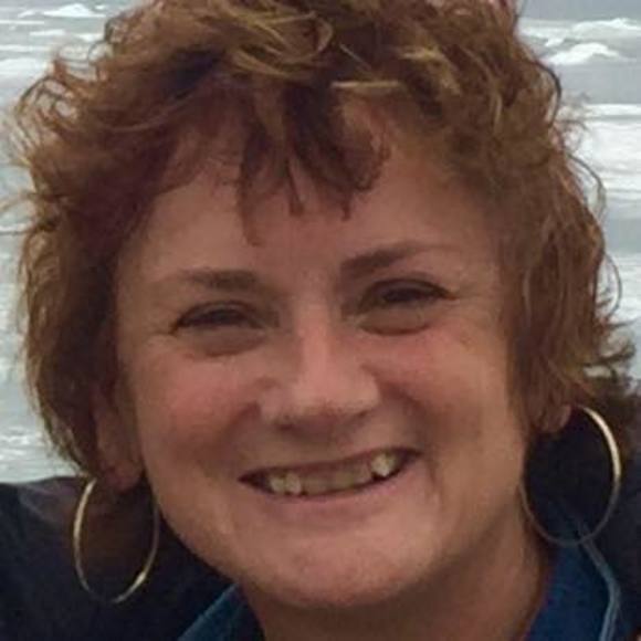 Meet your Posher, Deb - Picture 1 of 1